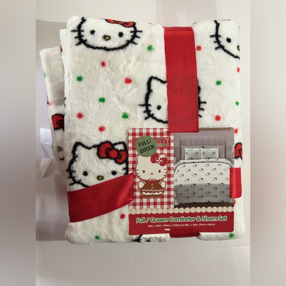 Hello Kitty Queen comforter sets